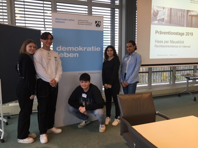 Demokratie leben