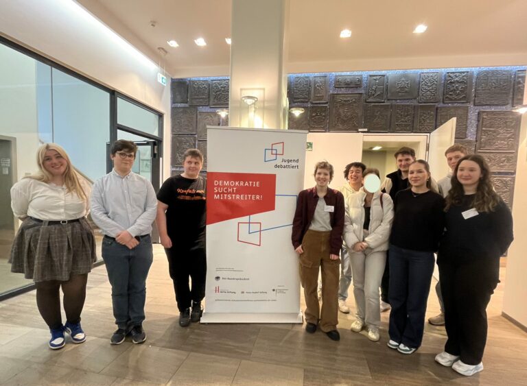 Jugend debattiert an der Gesamtschule Uerdingen und in Düsseldorf