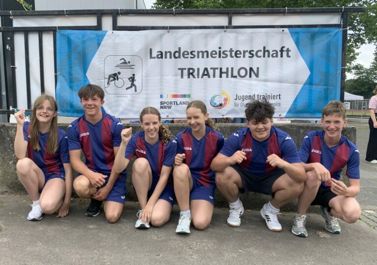 Teilnahme am Landessportfest der Schulen in Nordrhein-Westfalen im Triathlon