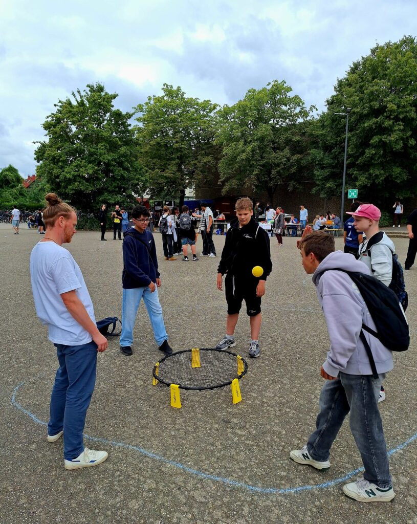 Ballspiel 1