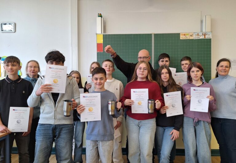 MINT-Wettbewerb \“Mathe im Advent 2025\“