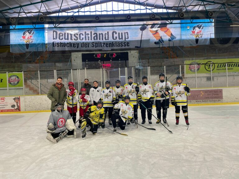 Erfolgreiche Premiere bei den Stadtmeisterschaften im Eishockey